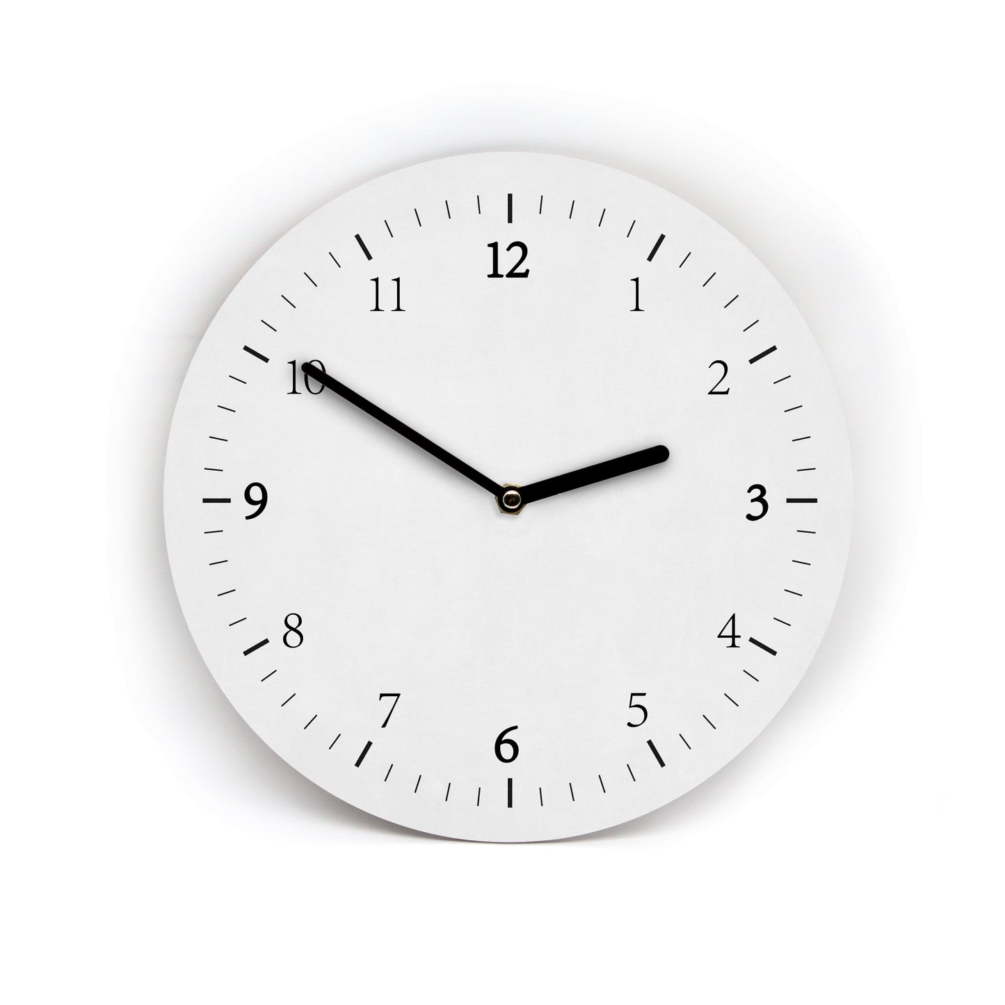 Einfarbige Wanduhr mit Strichen und Zahlen - 16 moderne Farben zur Auswahl - 3 verschiedene Größen - Von Mini bis Groß - Leises Uhrwerk