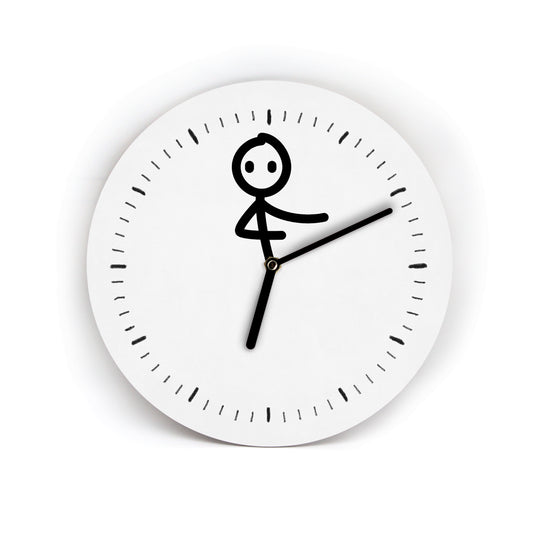 Wanduhr Kick it - Zeiger sind Beine die sich bewegen - 23 cm Groß - Mit und ohne Ziffernblatt - 12 Farbvarianten - Leises Uhrwerk