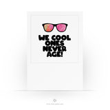 Geburtstagskarte - We Cool Ones Never Age - Postkarte für Partner Freunde und Familie - Witzig für jedes Alter - 2 Karten und 1 Umschlag