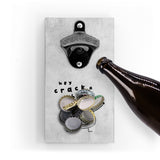 Flaschenöffner für die Wand - Crack a Beer - mit Magnet- mit Magnet - Coole und lustige Deko für die Küche