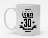 Personalisierbare Tasse mit Namen und Alter - Level Unlocked - 325ml - Handmade