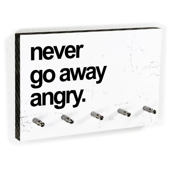 Schlüsselbrett - Typo - Never Go Away Angry